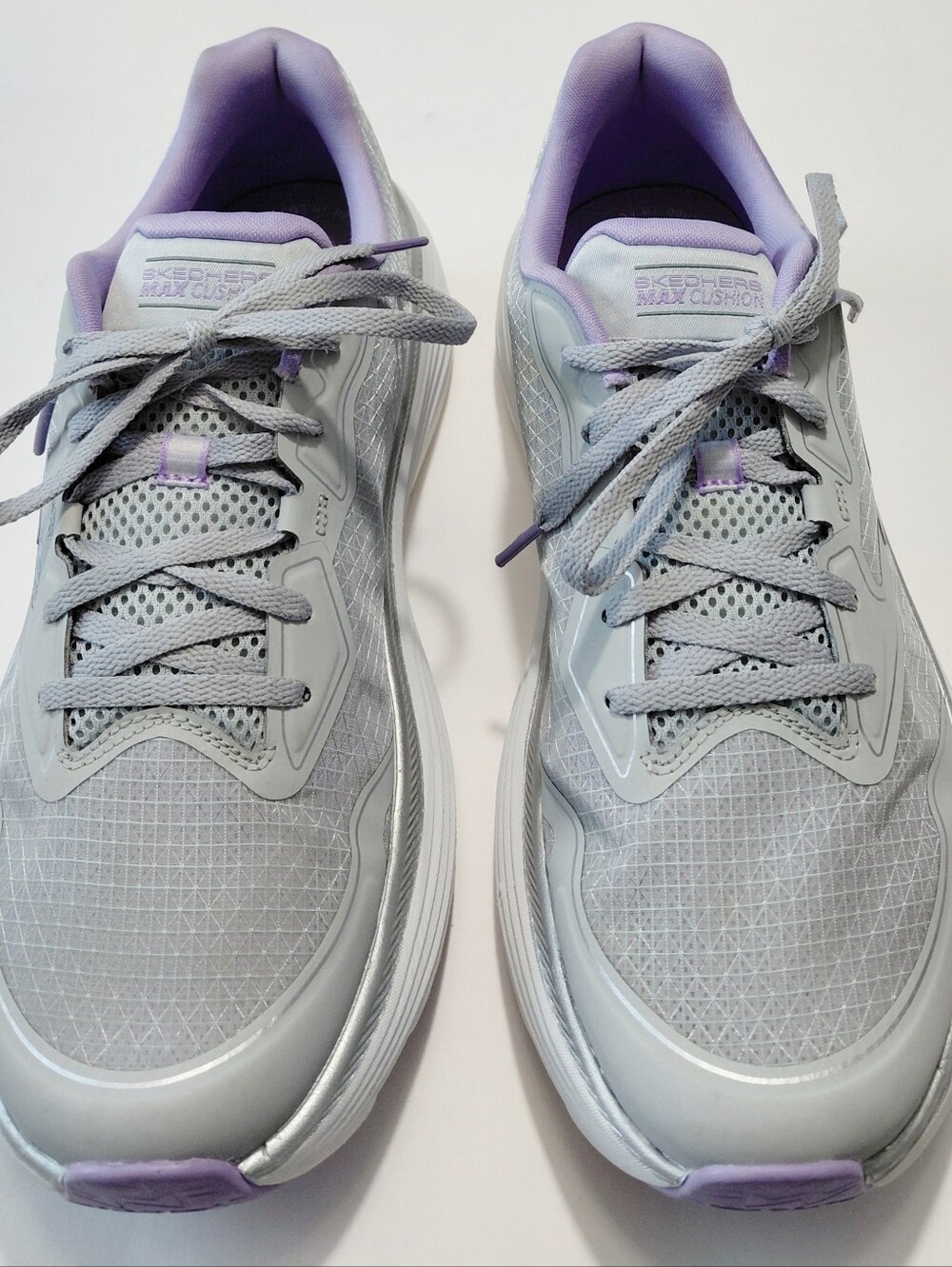 SKECHERS Women's Max Cushion Endeavour Galloway Gray & Lavender Sneakers Sz 11